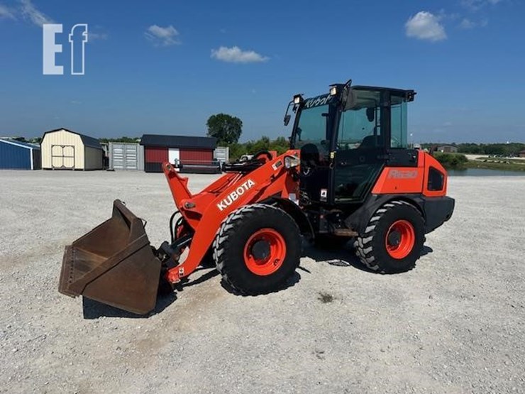 2020-kubota-r630-image-1