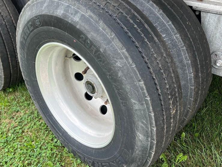 2024-axle-dump-trailer-image-10
