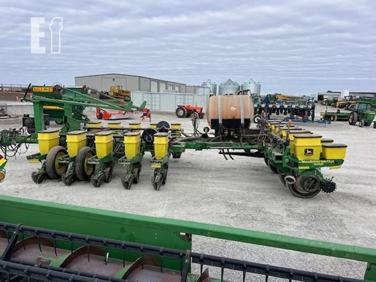 john-deere-1770-image-10