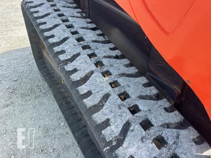 2018-kubota-svl95-2s-image-25