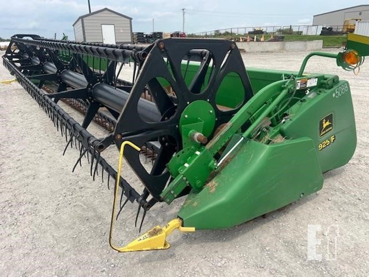 2000-john-deere-925f-image-25