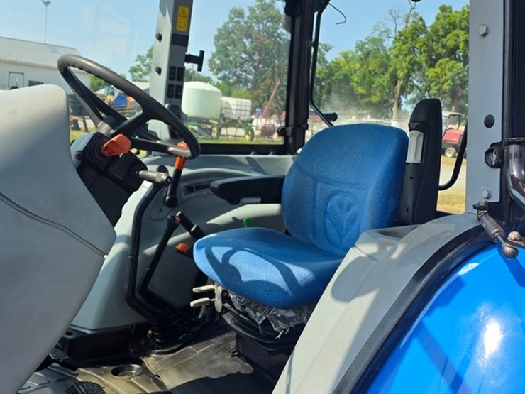 new-holland-t5060-image-52