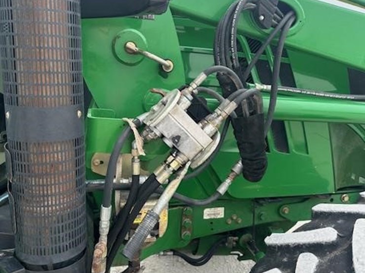 john-deere-6115m-image-7