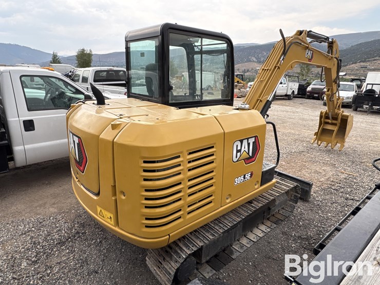 2014-caterpillar-305.5e-image-5