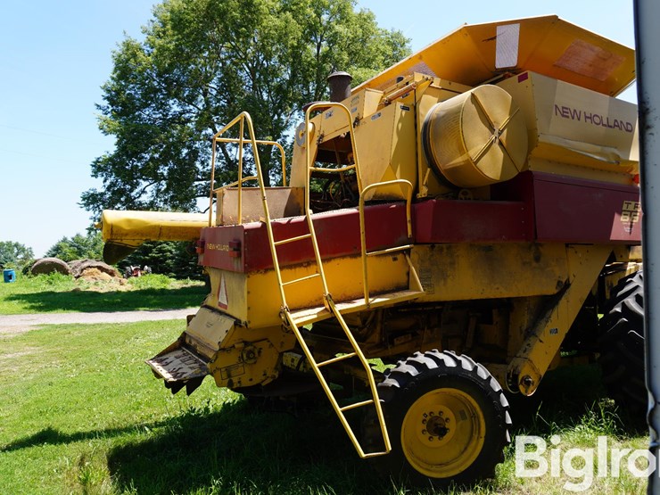 1992-new-holland-tr86-image-5