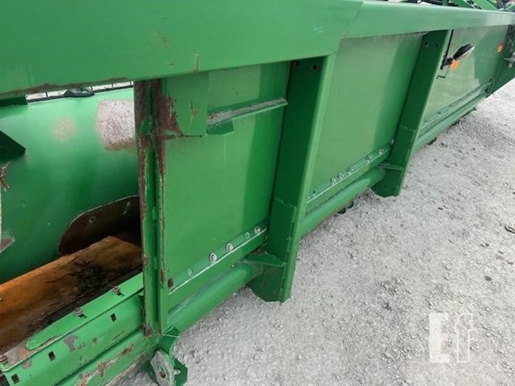 2011-john-deere-635f-image-30
