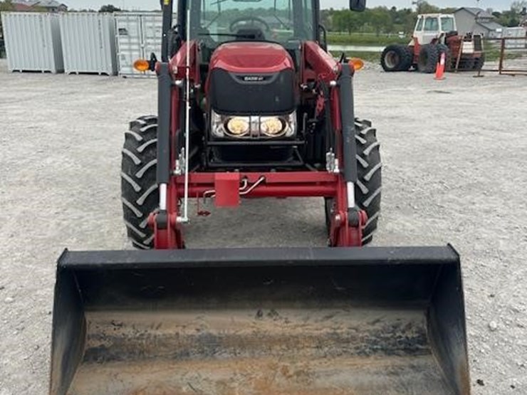 2021-case-ih-farmall-75a-image-10