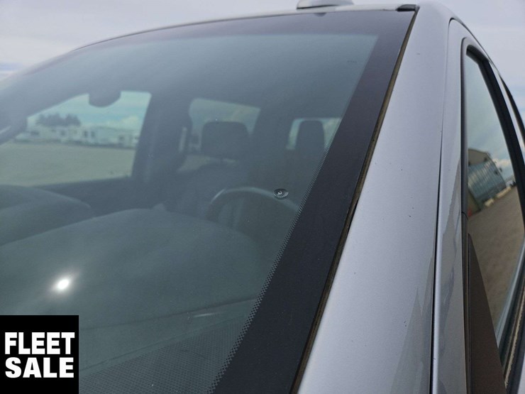 2019-chevrolet-silverado-1500-image-28
