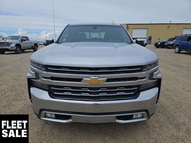 2019-chevrolet-silverado-1500-image-19