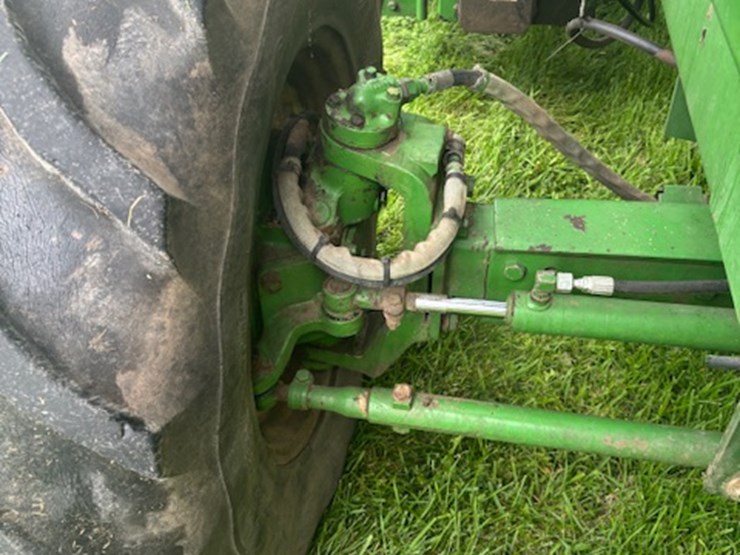 john-deere-6810-image-11