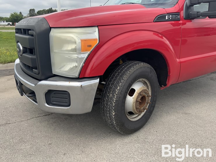 2015-ford-f350-xl-image-13