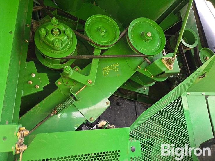 2006-john-deere-9660-sts-image-17