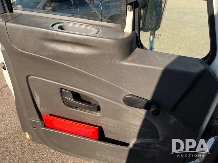 2012-international-durastar-4400-image-58