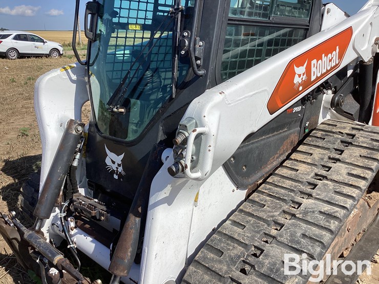2021-bobcat-t76-image-11