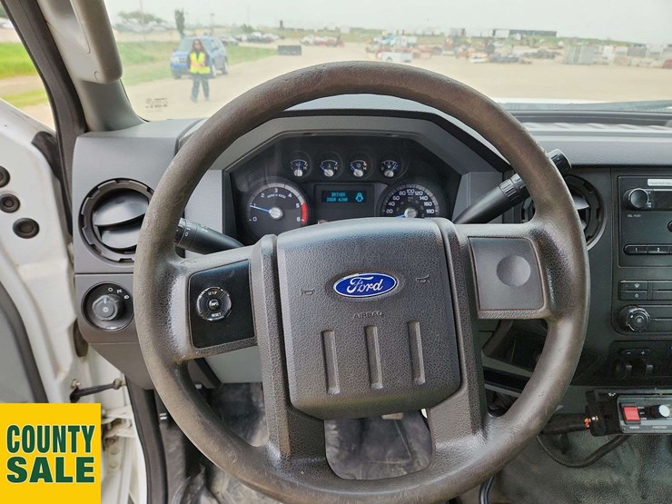2011-ford-f450-image-12