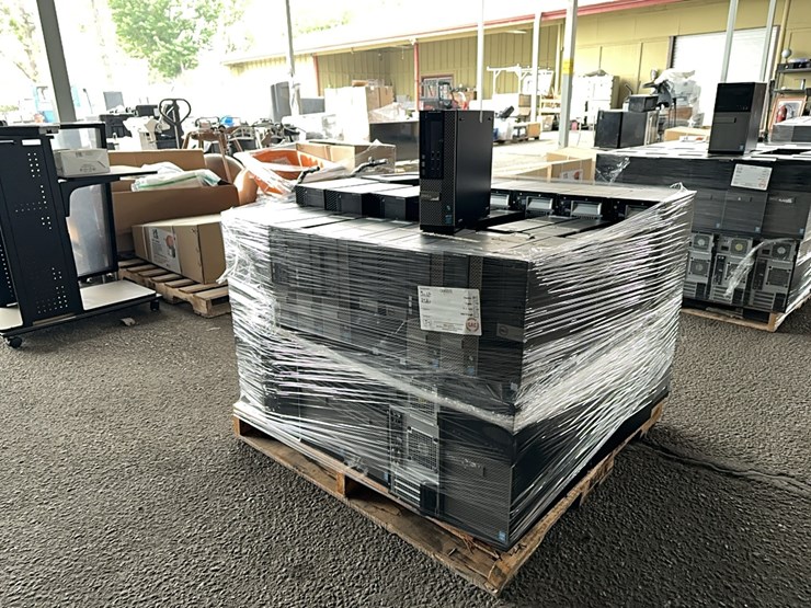 pallet-of-computers-image-1