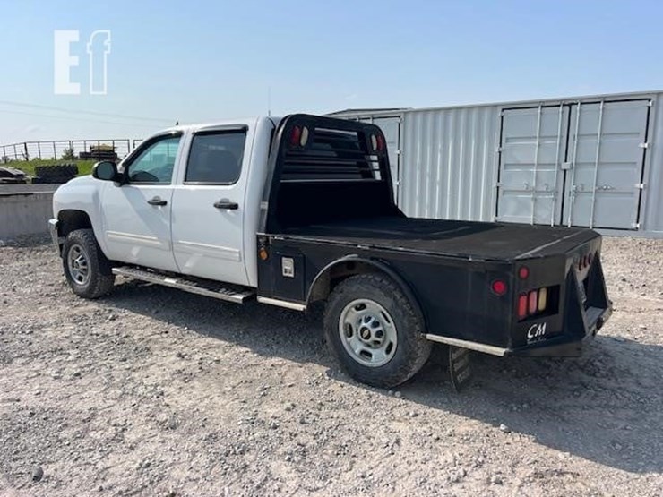 2011-chevrolet-silverado-2500hd-lt-image-4