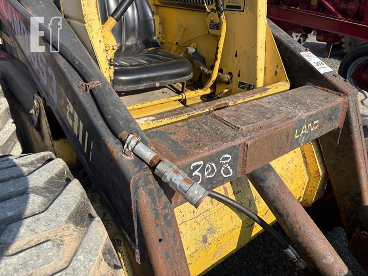 new-holland-l553-image-7