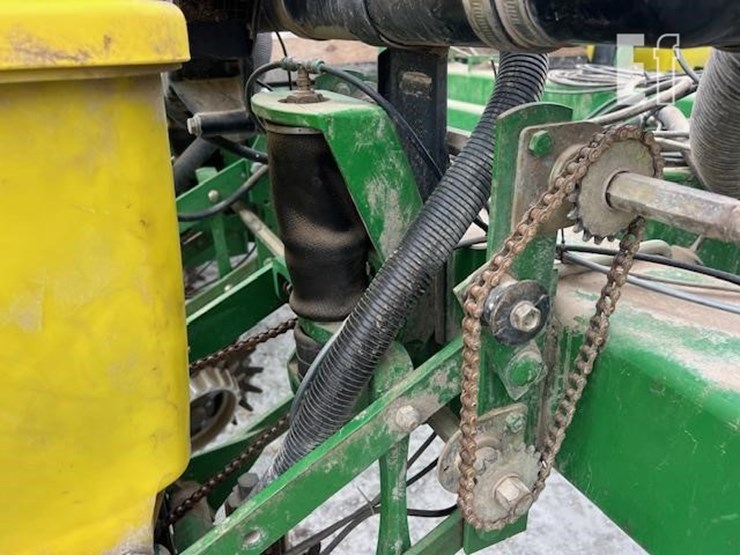 john-deere-1770-image-37