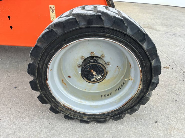 jlg-600s-image-33