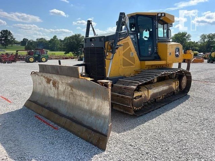 2021-deere-850l-wlt-image-11