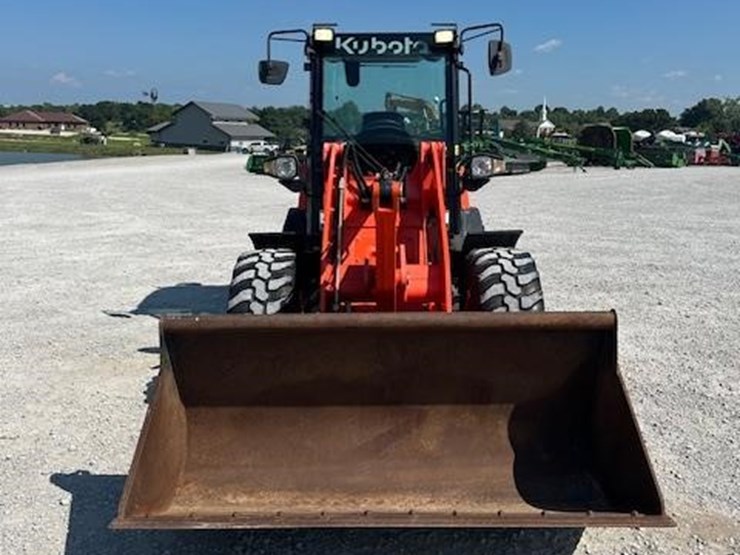 2020-kubota-r630-image-8