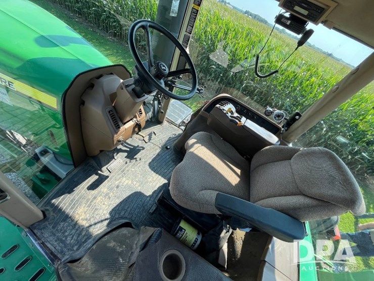 2010-john-deere-9530t-image-57