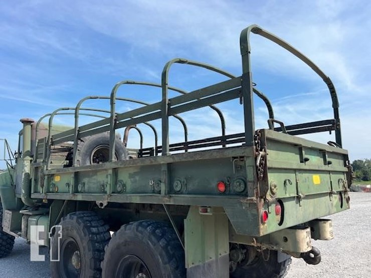 am-general-m923-image-23