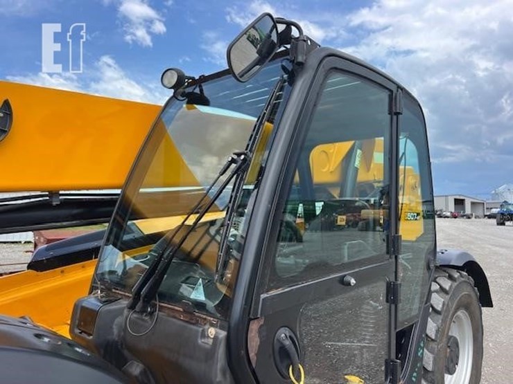 2015-jcb-507-42-image-15