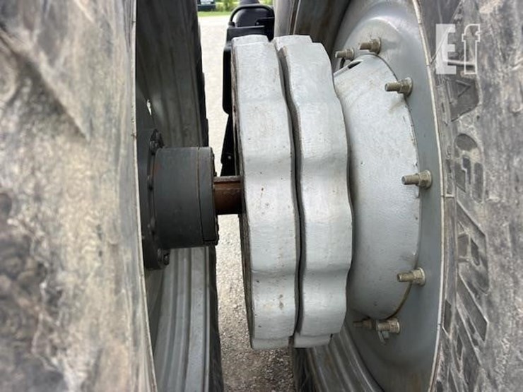 2010-massey-ferguson-8670-image-29