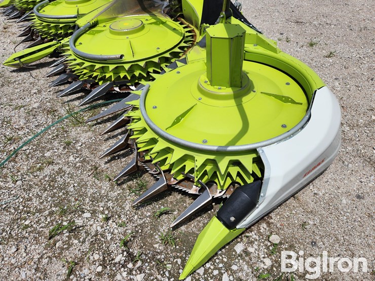 2022-claas-orbis-600-image-9