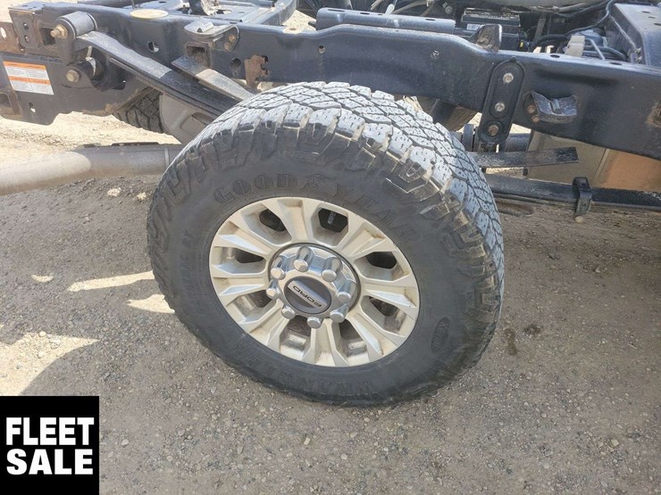 2020-ford-f350-image-28