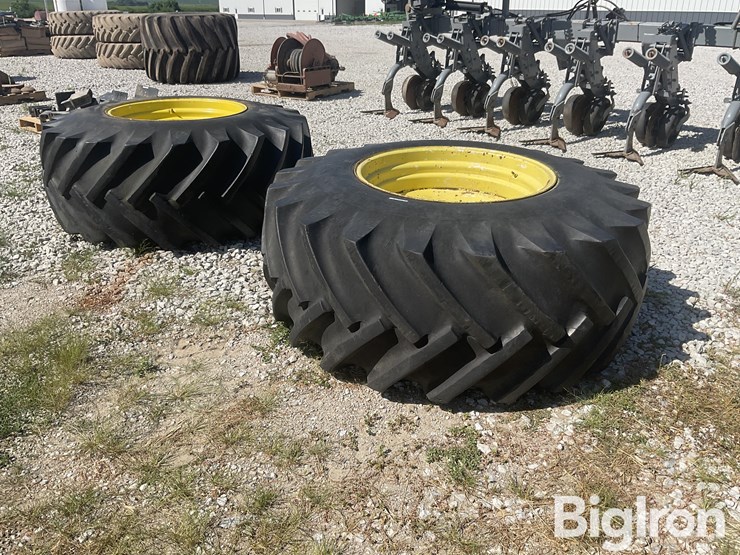 john-deere-8-image-7