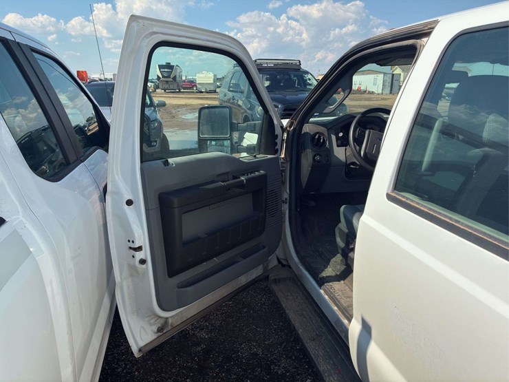 2015-ford-f250-image-8