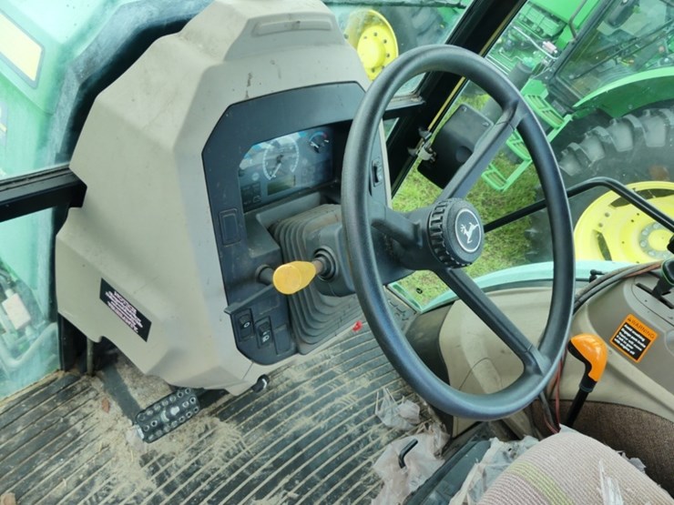 john-deere-6115d-image-11