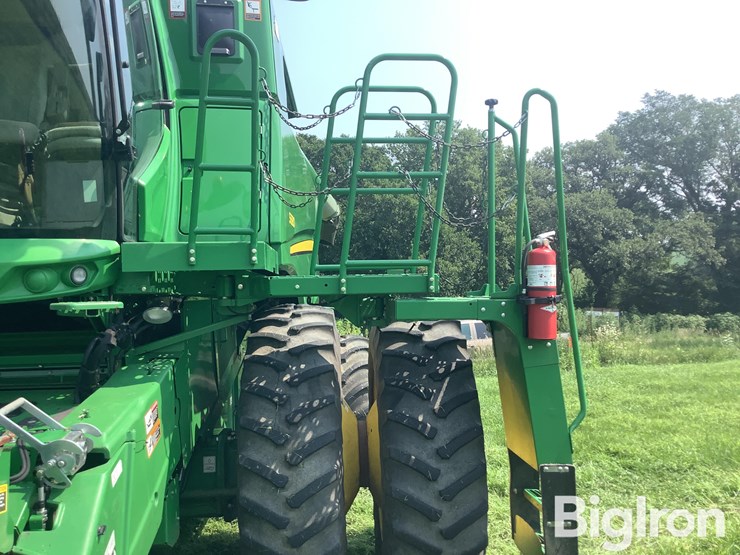 2014-john-deere-s680-image-12