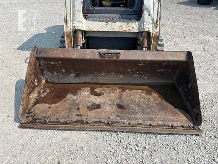 takeuchi-tl240-image-15