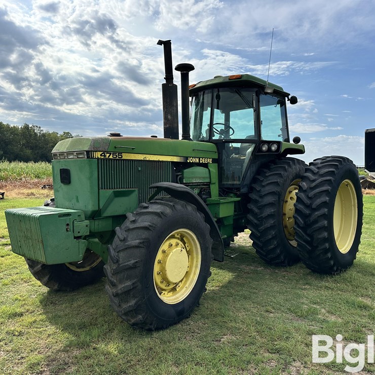 1989 JOHN DEERE 4755