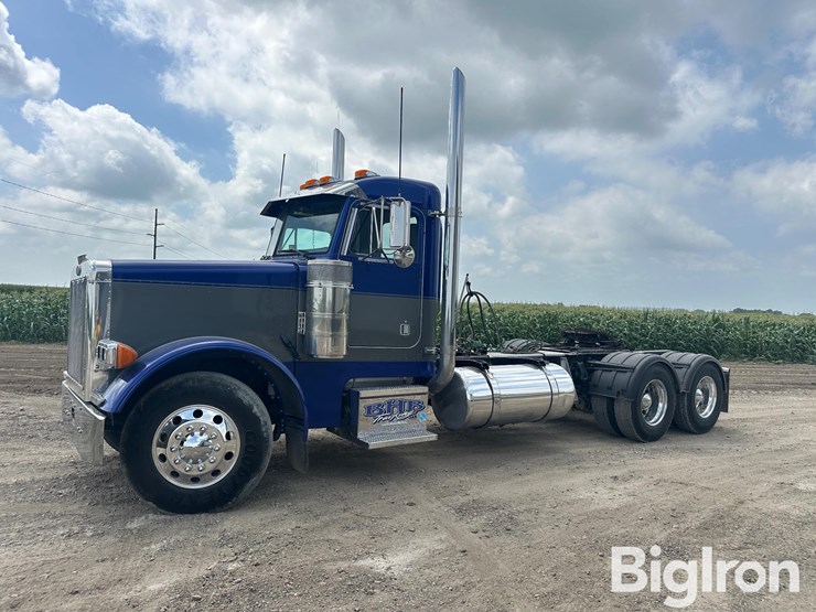 1998-peterbilt-379-image-1
