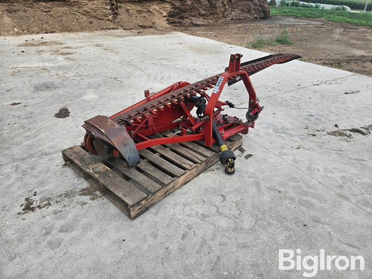 case-ih-1300-image-5