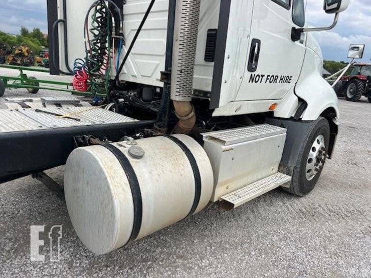 2016-international-prostar-image-22