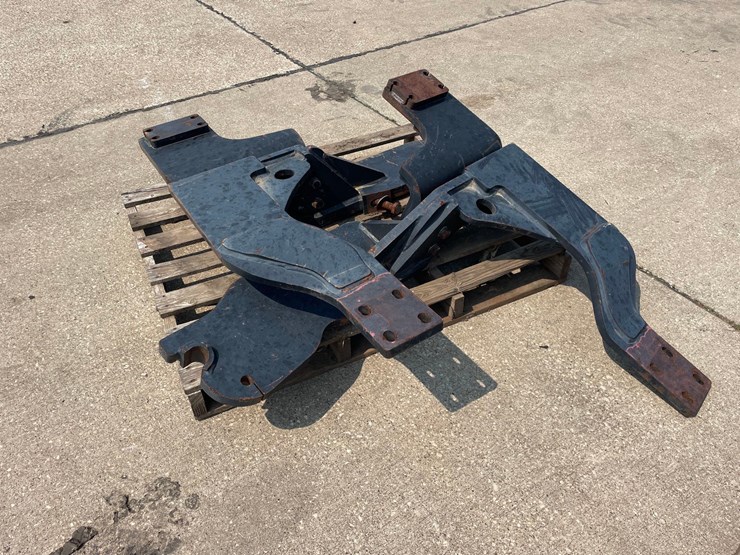 new-holland-72lb-image-19
