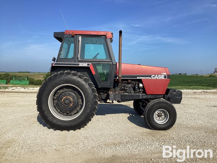 1988-case-ih-2096-image-4