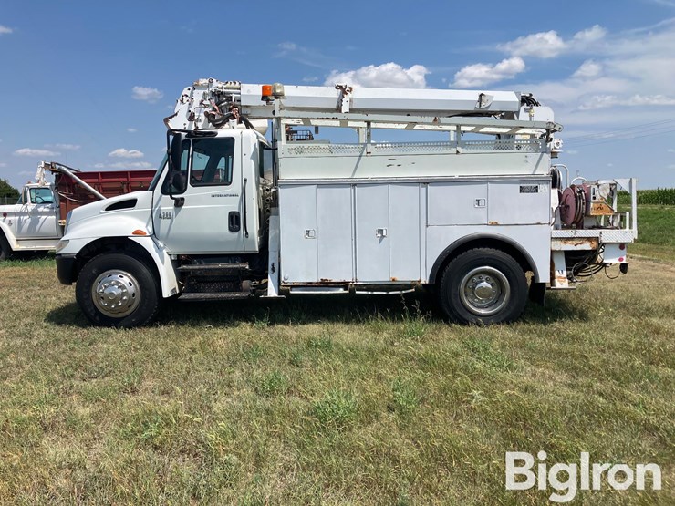 2003-international-durastar-4300-image-8