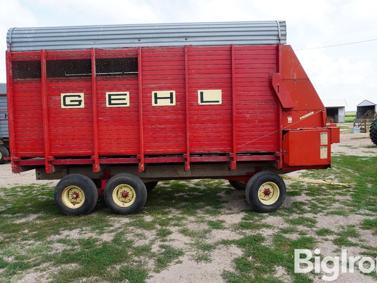 gehl-bu920-image-4