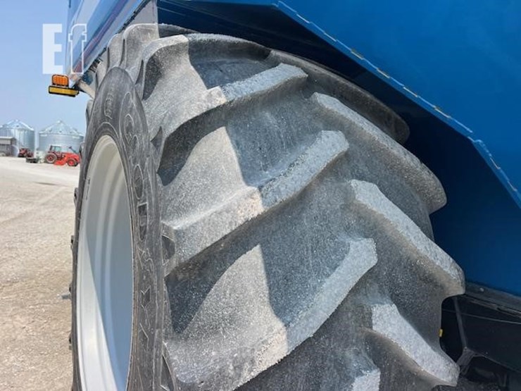 2014-kinze-1100-image-24