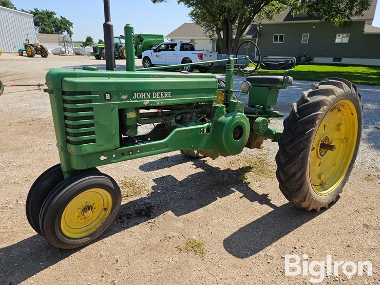 1947-john-deere-b-image-1
