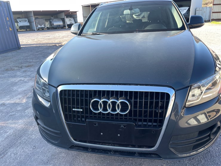 2010-audi-q5-image-11