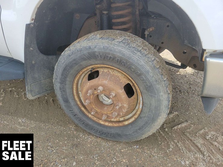 2009-ford-f350-image-26
