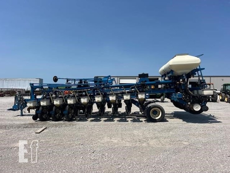 2008-kinze-3800sds-image-9